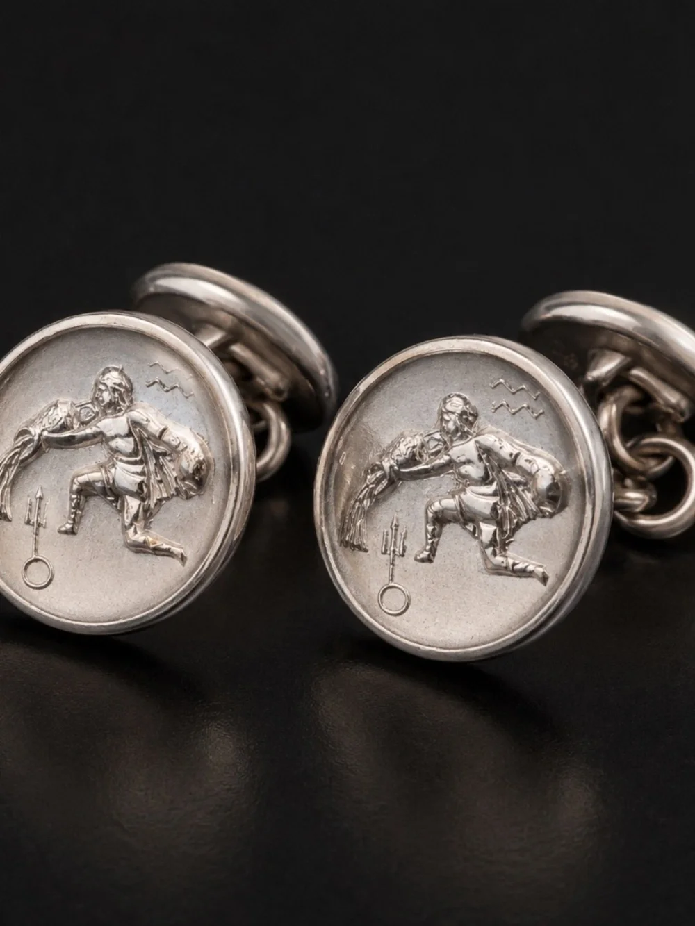 Vintage Aquarius Essex Glass Cufflinks Silver Tone Chain Back Zodiac